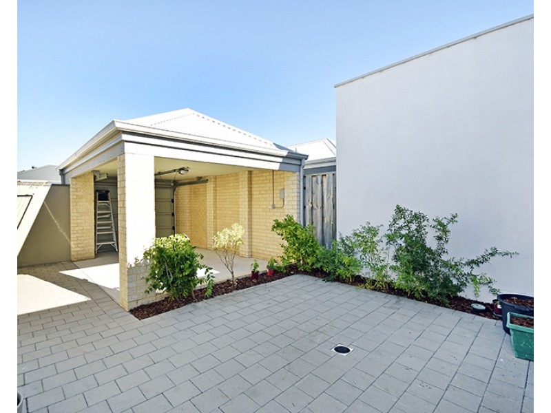 10 Minnie Lane, Ellenbrook WA 6069