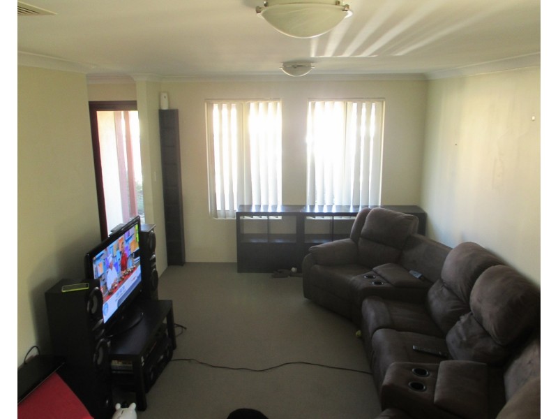 19 Elmina Avenue, Ellenbrook WA 6069