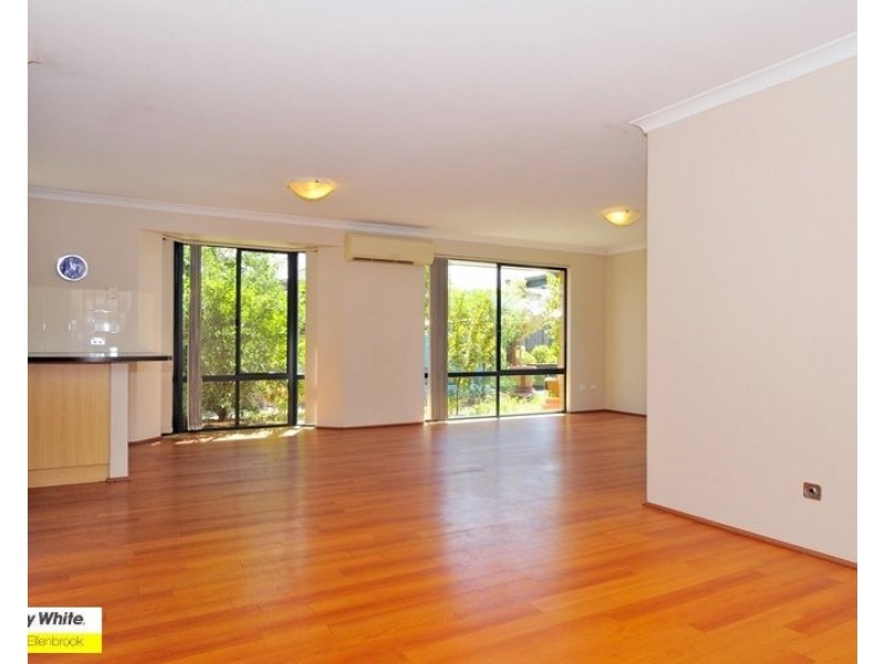 17 Abercrombie Terrace, Ellenbrook WA 6069