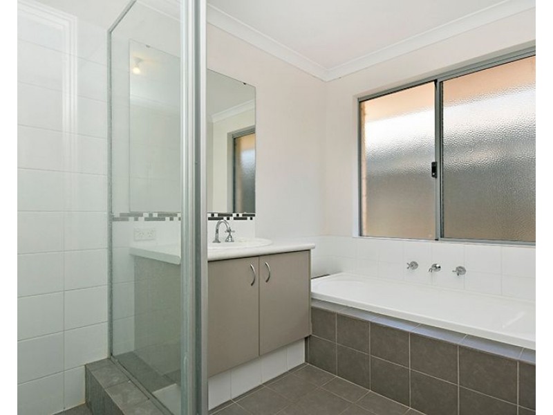 10 Stilton Pass, Aveley WA 6069