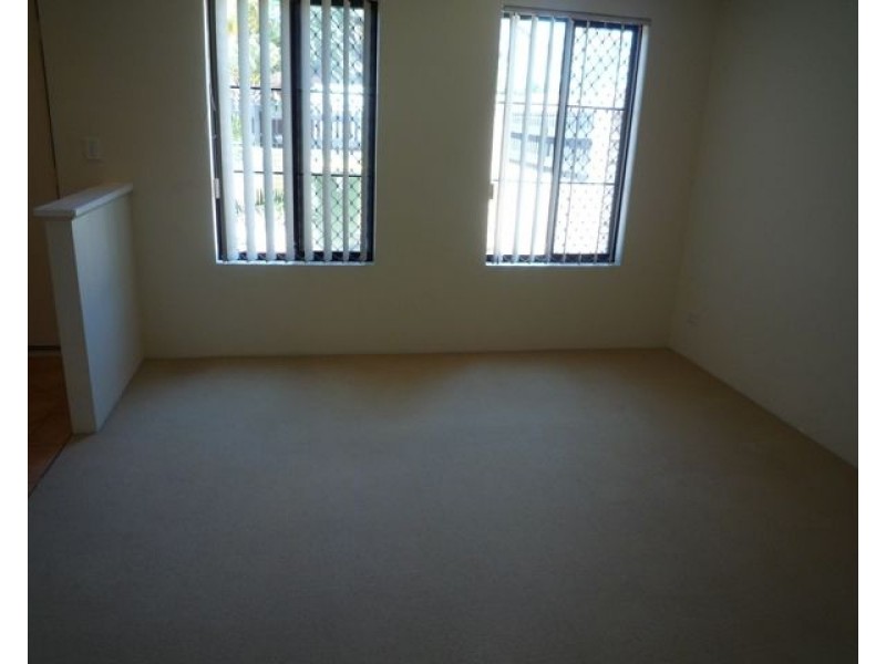 25b Babington Crescent, Bayswater WA 6053