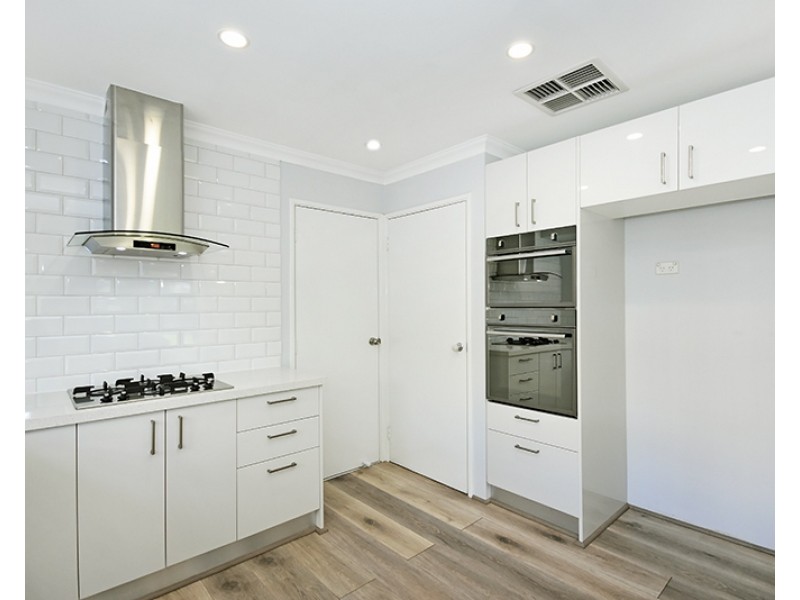 16 Alderley Close, Ellenbrook WA 6069