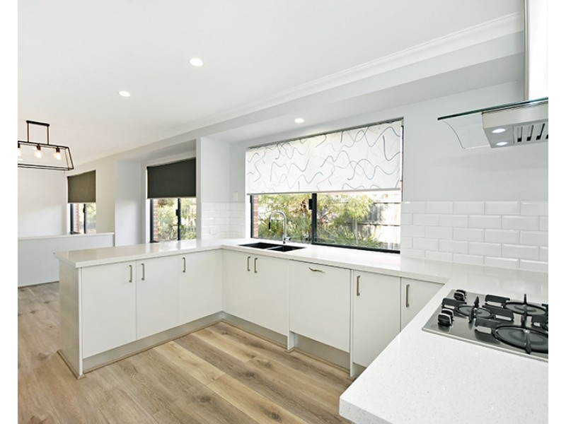 16 Alderley Close, Ellenbrook WA 6069