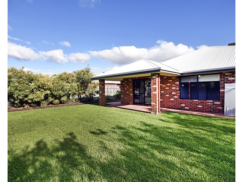 16 Alderley Close, Ellenbrook WA 6069