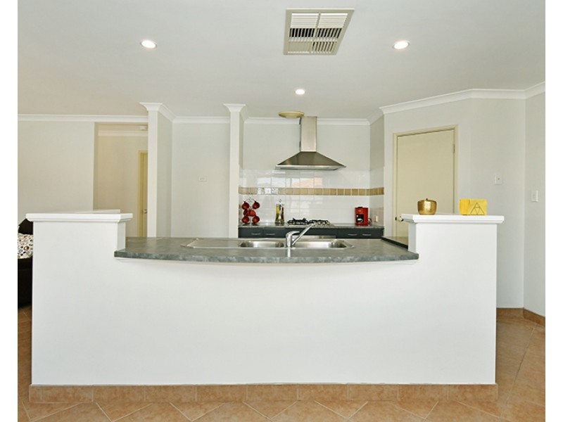 54 Sandown Circle, Henley Brook WA 6055