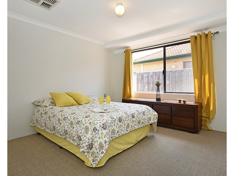 54 Sandown Circle, Henley Brook WA 6055