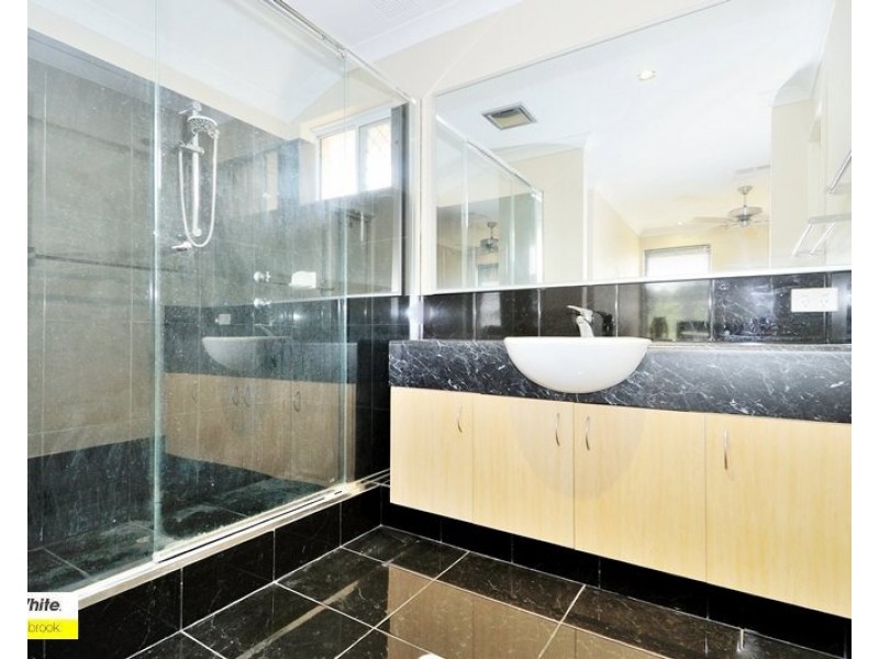 2 Sharman Vista, Ellenbrook WA 6069