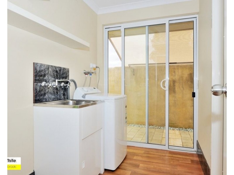 2 Sharman Vista, Ellenbrook WA 6069