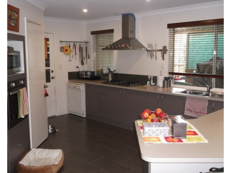 10 Turnberry Way, The Vines WA 6069