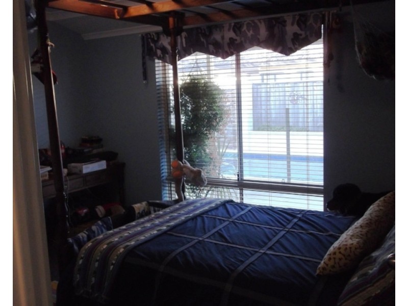 10 Turnberry Way, The Vines WA 6069