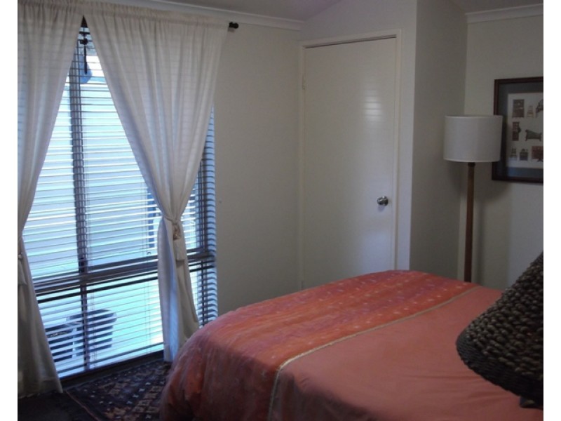 10 Turnberry Way, The Vines WA 6069