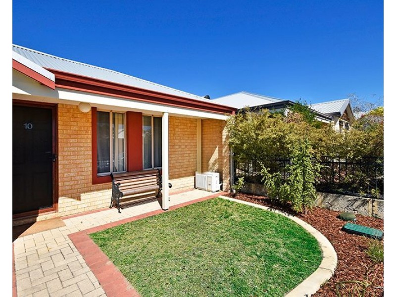 10 Longton Way, Ellenbrook WA 6069