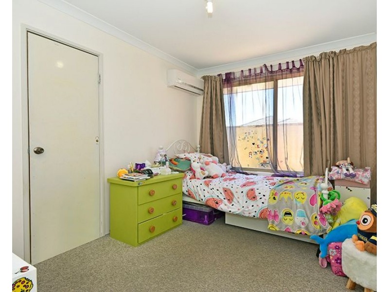 10 Longton Way, Ellenbrook WA 6069