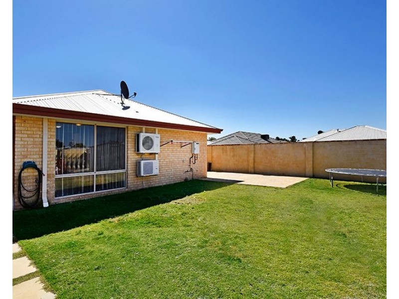 10 Longton Way, Ellenbrook WA 6069