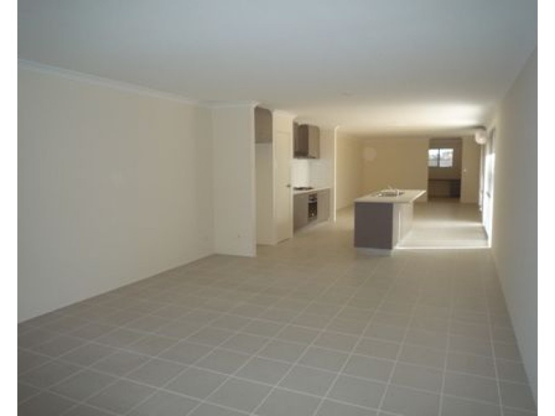 67 Banrock Drive, Ellenbrook WA 6069