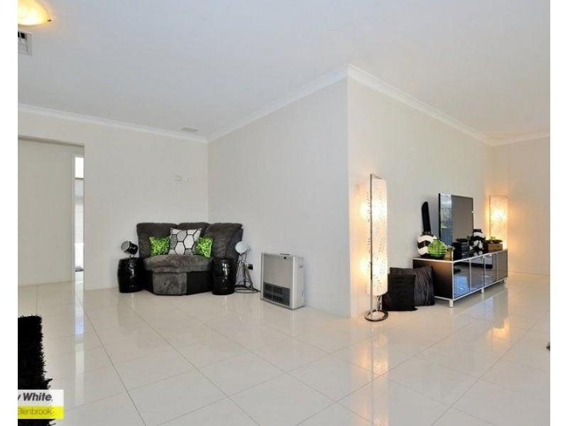 335 Millhouse Road, Aveley WA 6069