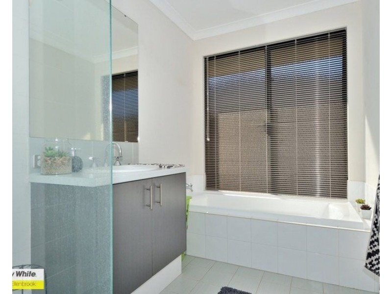 335 Millhouse Road, Aveley WA 6069