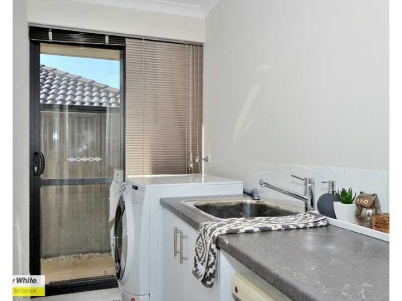 335 Millhouse Road, Aveley WA 6069