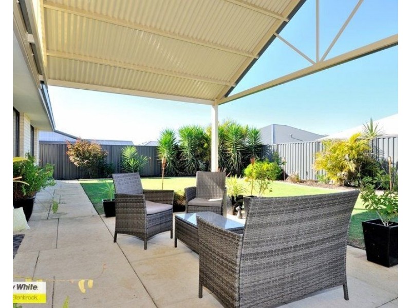 335 Millhouse Road, Aveley WA 6069