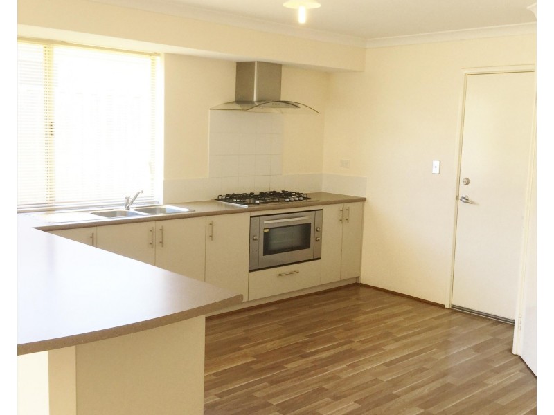 12 Dimora Way, Ellenbrook WA 6069