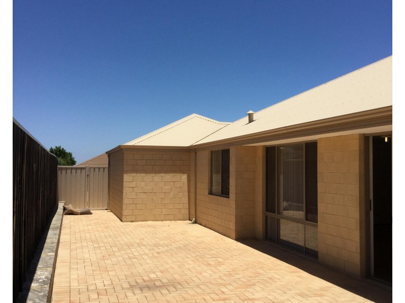 12 Dimora Way, Ellenbrook WA 6069