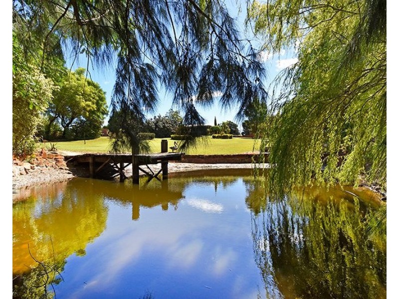 137 Park Street, Henley Brook WA 6055