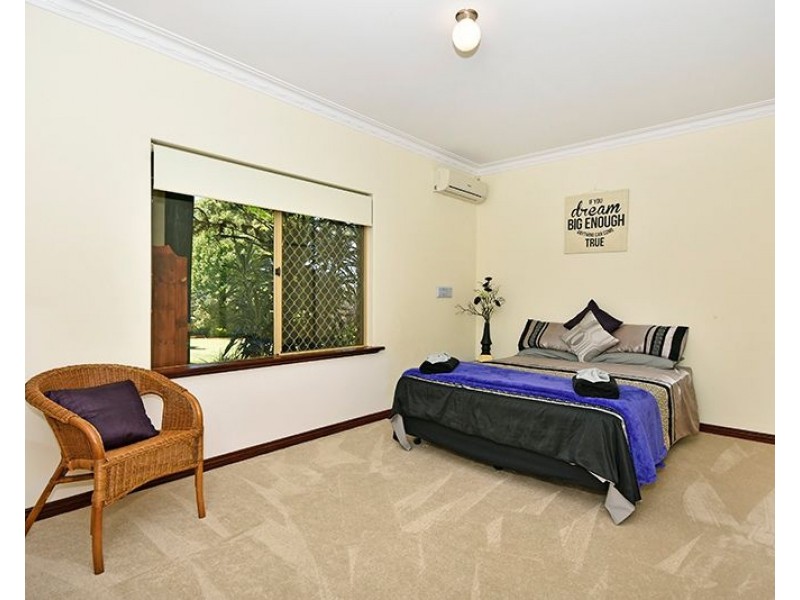 137 Park Street, Henley Brook WA 6055