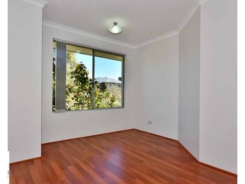 21 Brixton Close, Ellenbrook WA 6069
