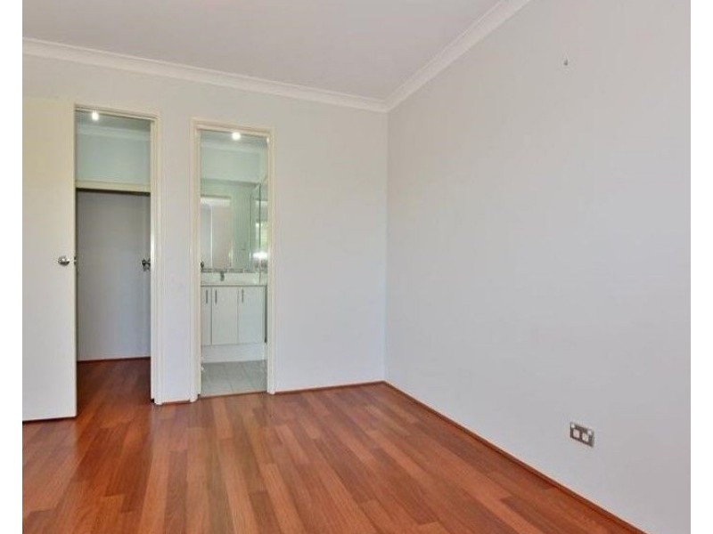 21 Brixton Close, Ellenbrook WA 6069
