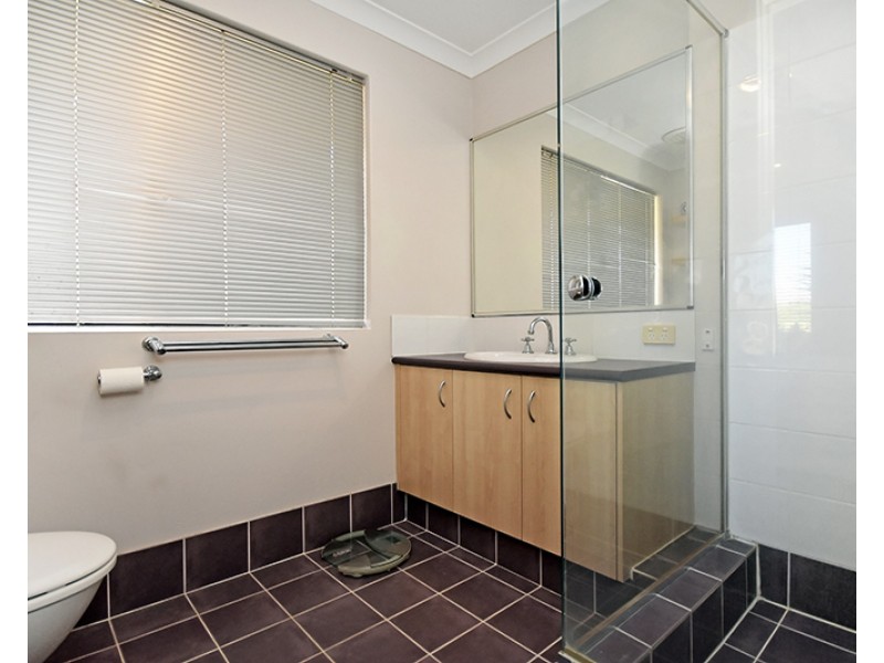 17 Maneroo Way, Ellenbrook WA 6069