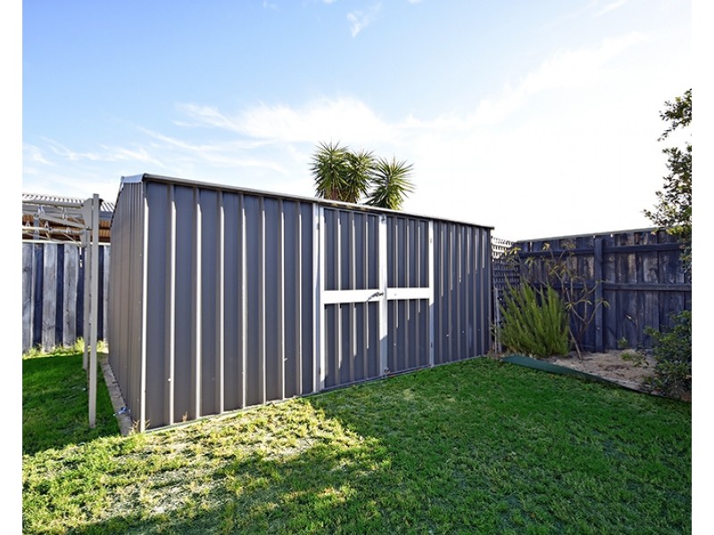 17 Maneroo Way, Ellenbrook WA 6069