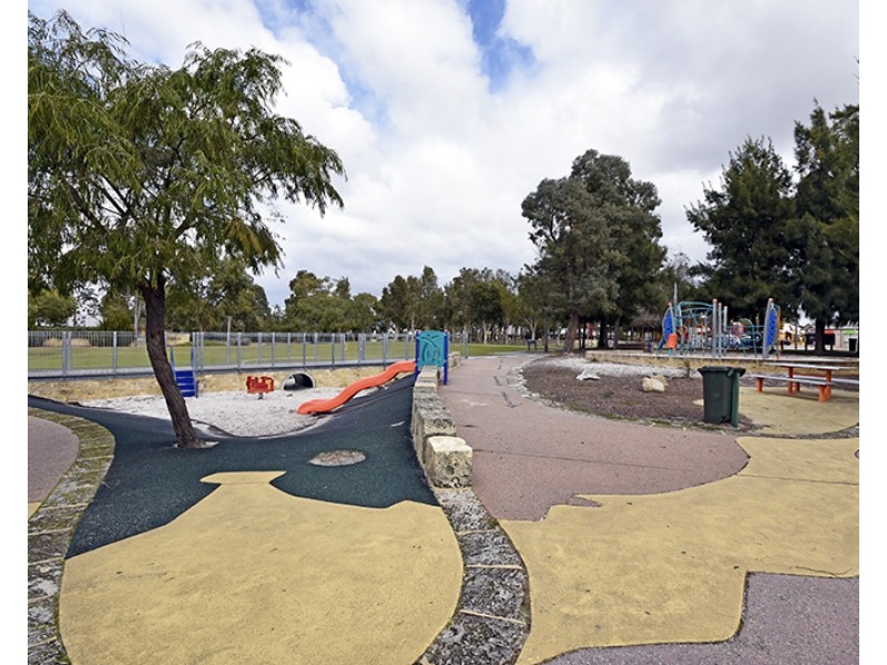 17 Maneroo Way, Ellenbrook WA 6069