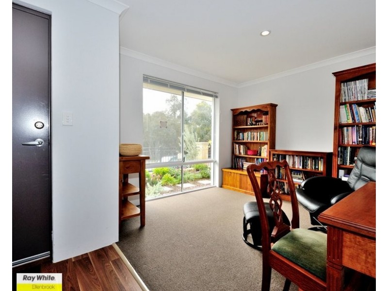 37 Bellazario Promenade, Aveley WA 6069