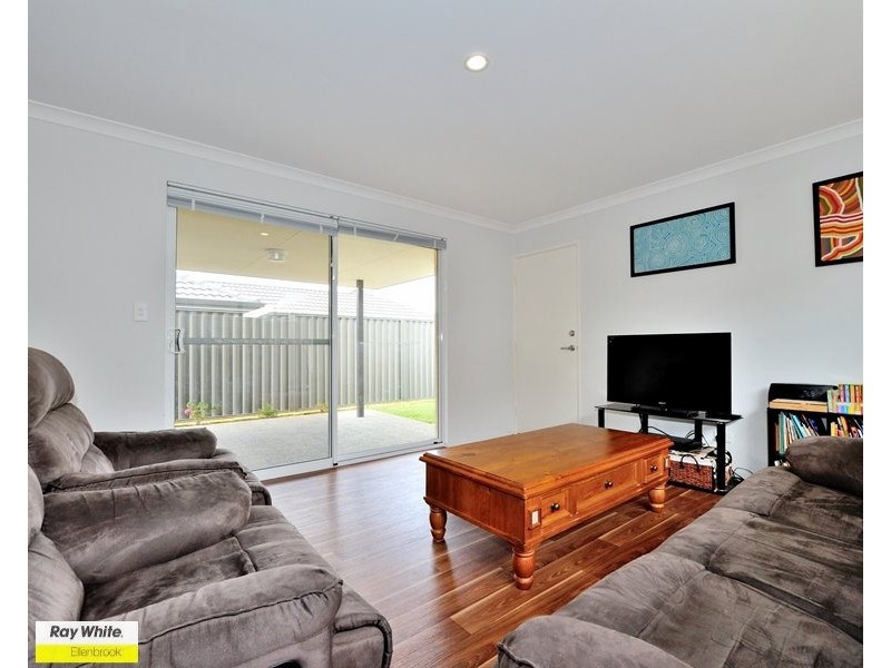 37 Bellazario Promenade, Aveley WA 6069