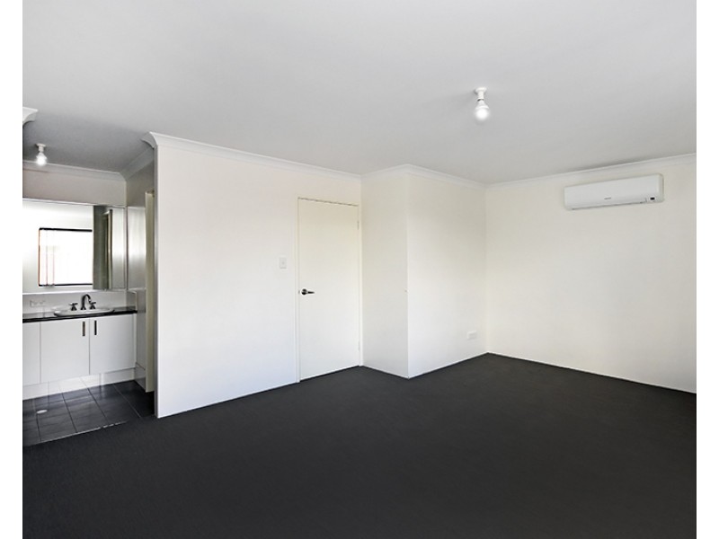 55 Dalgarup Way, Ellenbrook WA 6069