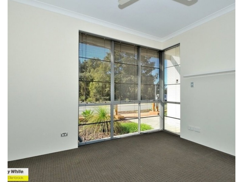 69 Stanbury Crescent, Ellenbrook WA 6069