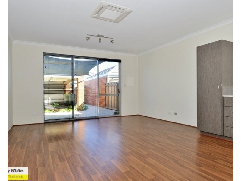69 Stanbury Crescent, Ellenbrook WA 6069