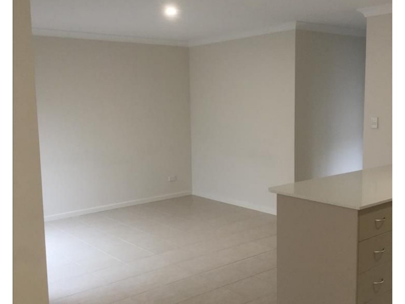 129 Grassdale Parkway, Ellenbrook WA 6069