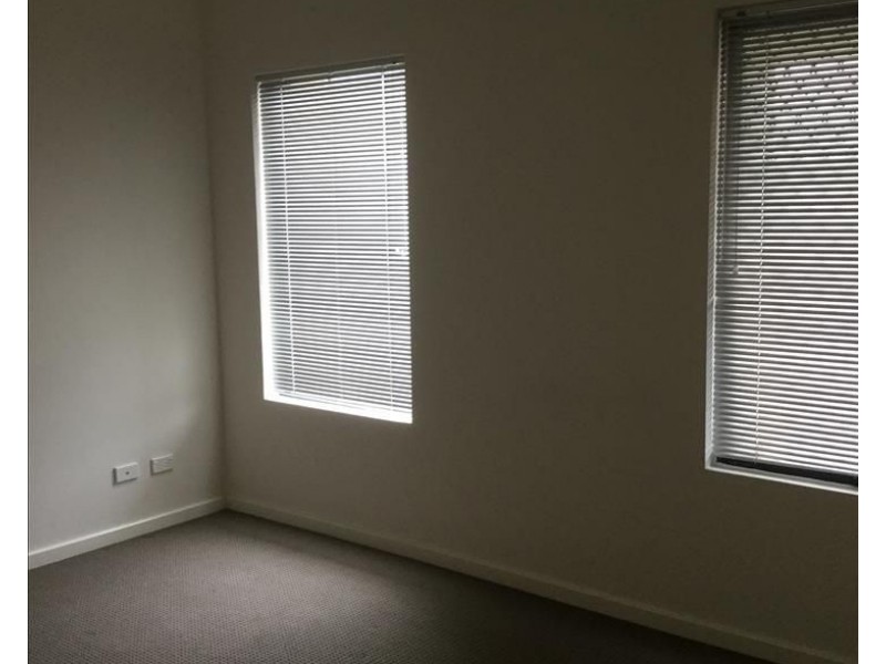 129 Grassdale Parkway, Ellenbrook WA 6069