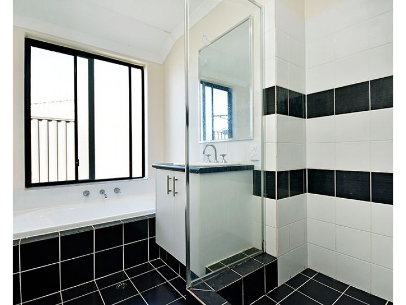 3 Athena Street, Aveley WA 6069