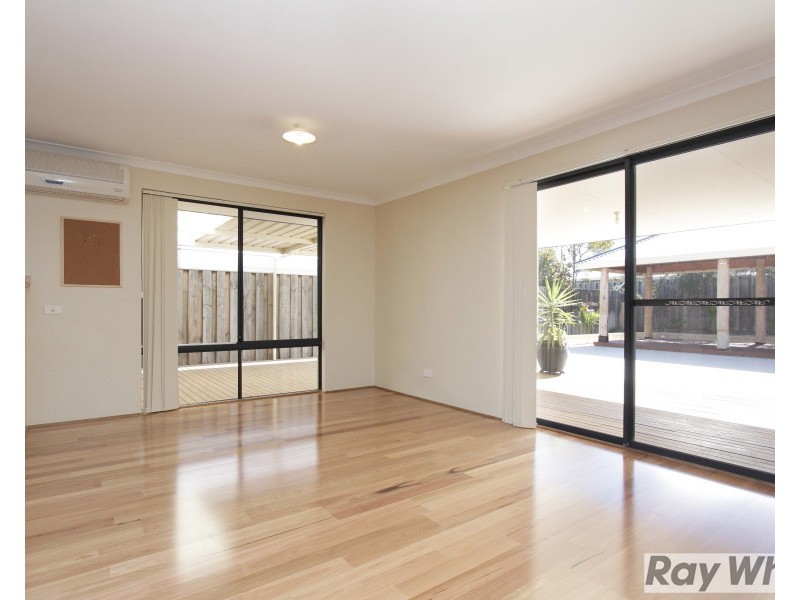 54 Delmage Circle, Ellenbrook WA 6069