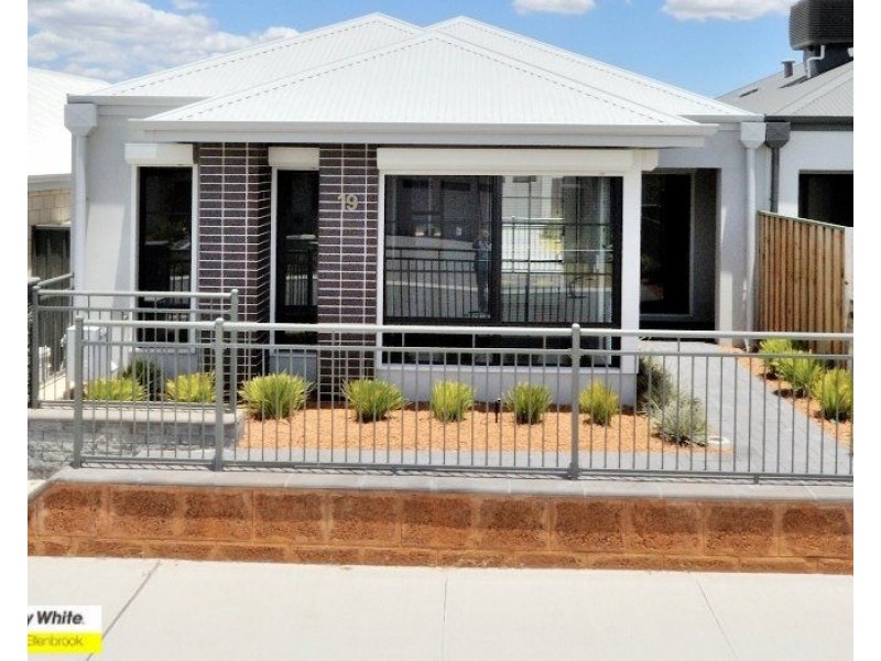 19 Interlaken Loop, Ellenbrook WA 6069