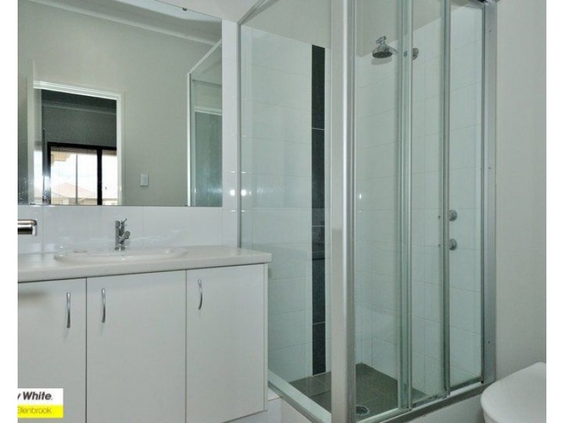 19 Interlaken Loop, Ellenbrook WA 6069