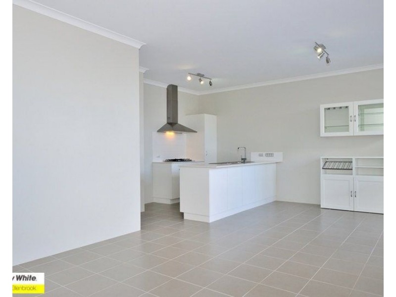 19 Interlaken Loop, Ellenbrook WA 6069