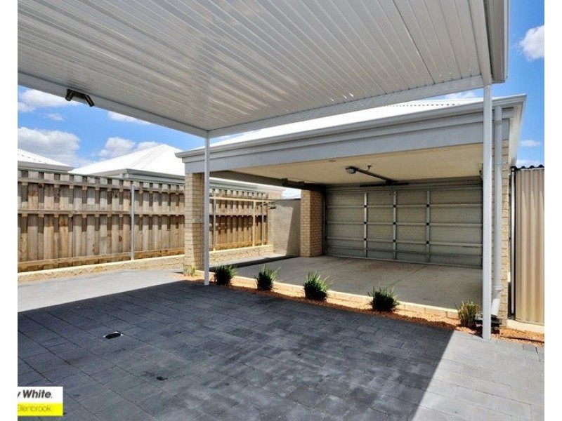 19 Interlaken Loop, Ellenbrook WA 6069