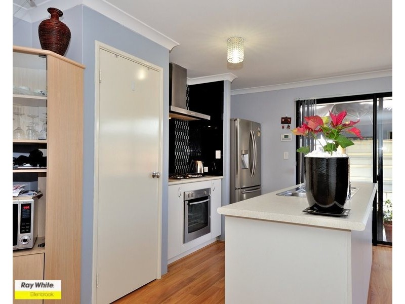 27 Stanbury Crescent, Ellenbrook WA 6069