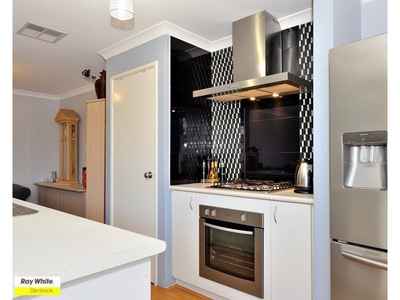 27 Stanbury Crescent, Ellenbrook WA 6069