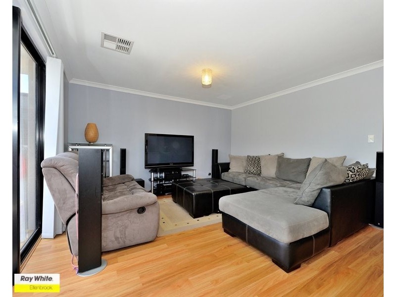 27 Stanbury Crescent, Ellenbrook WA 6069
