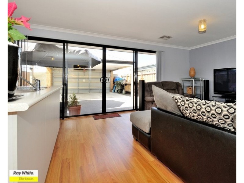 27 Stanbury Crescent, Ellenbrook WA 6069