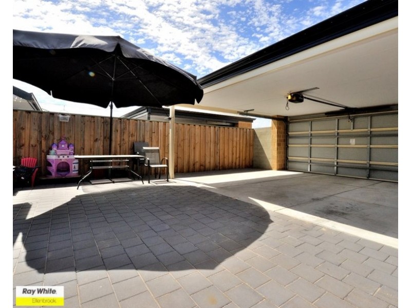 27 Stanbury Crescent, Ellenbrook WA 6069